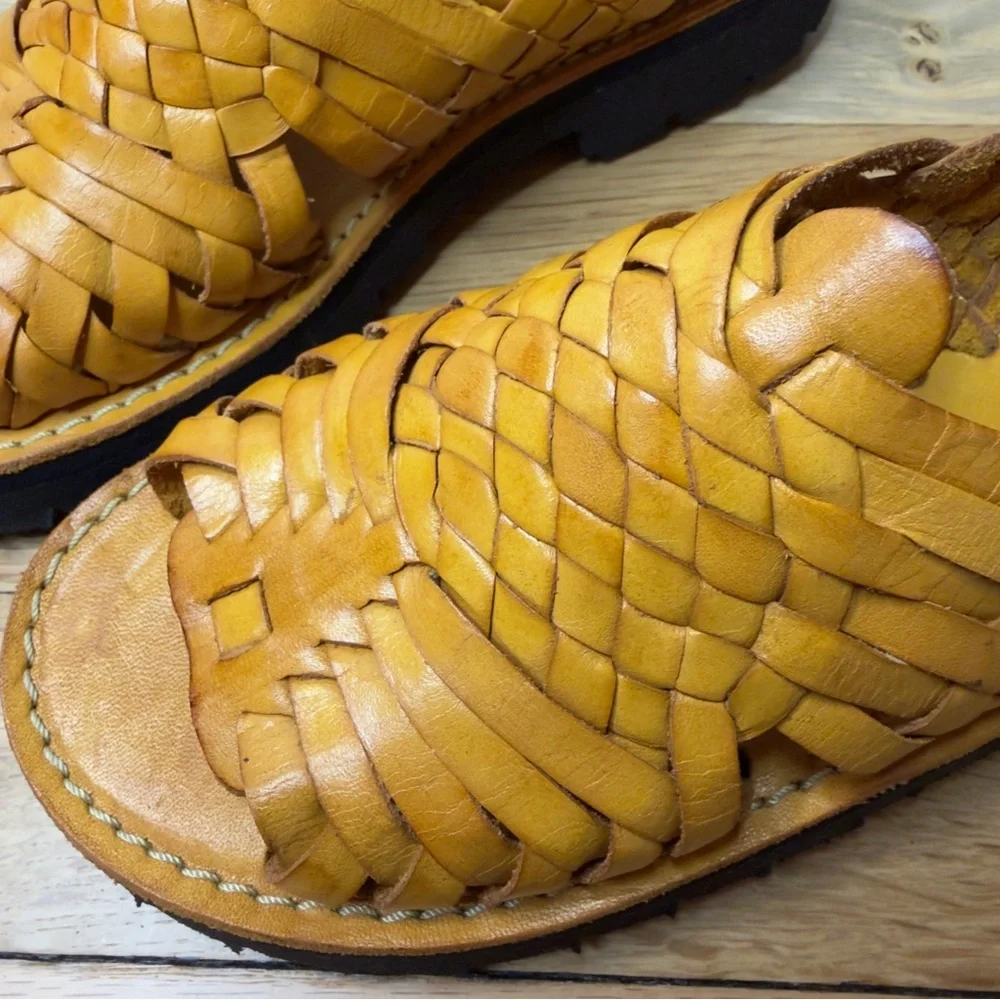 Brand X Huarache Tan Leather Sandals Size 5 NWOT - Picture 7 of 7